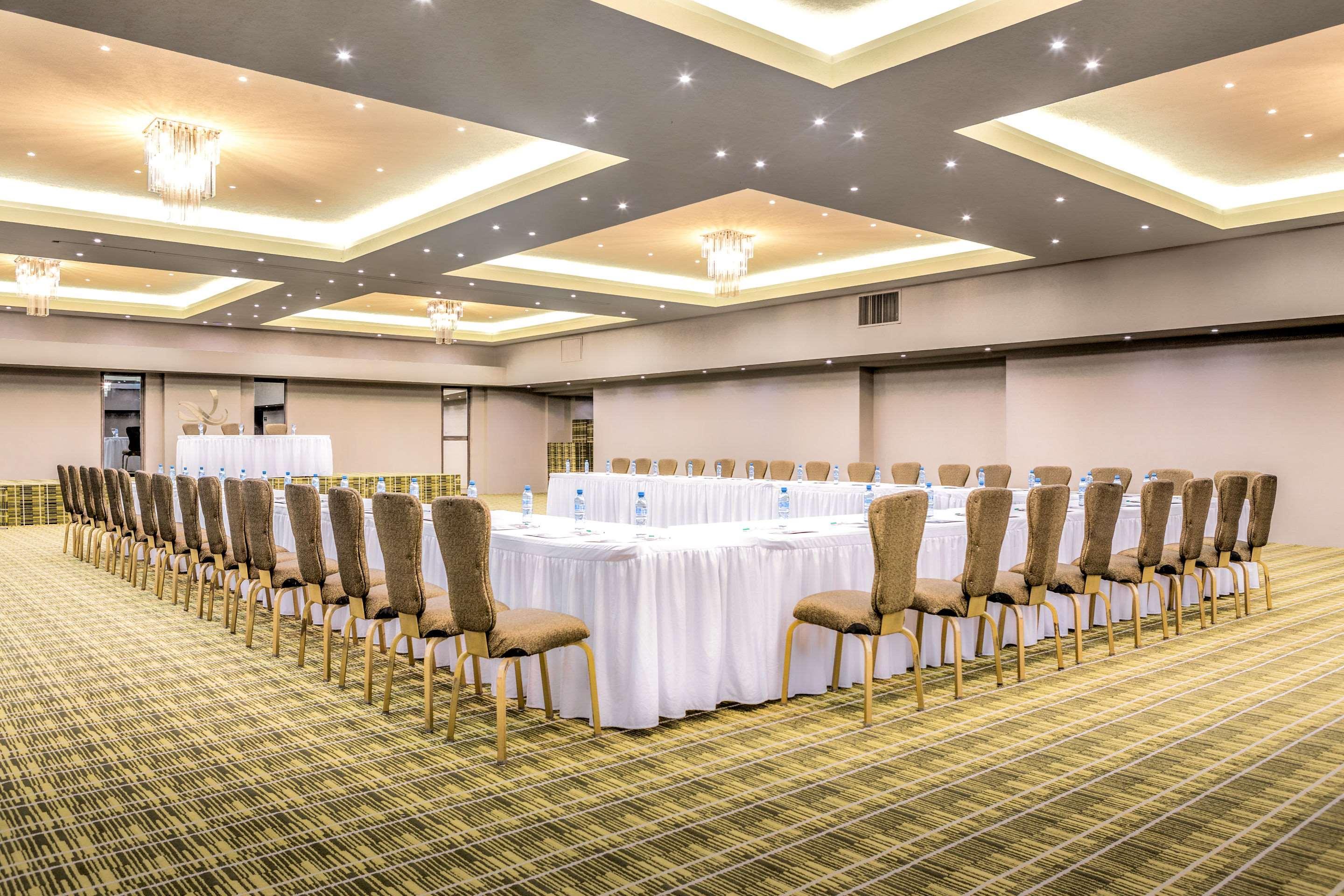ควอลิตี้ อินน์ ปาชูกา Pachuca ภายนอก รูปภาพ The Grand Ballroom