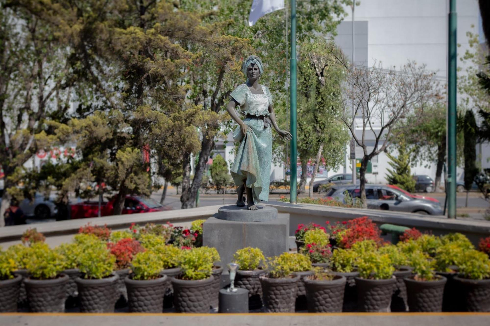 ควอลิตี้ อินน์ ปาชูกา Pachuca ภายนอก รูปภาพ Statue of the Virgin Mary