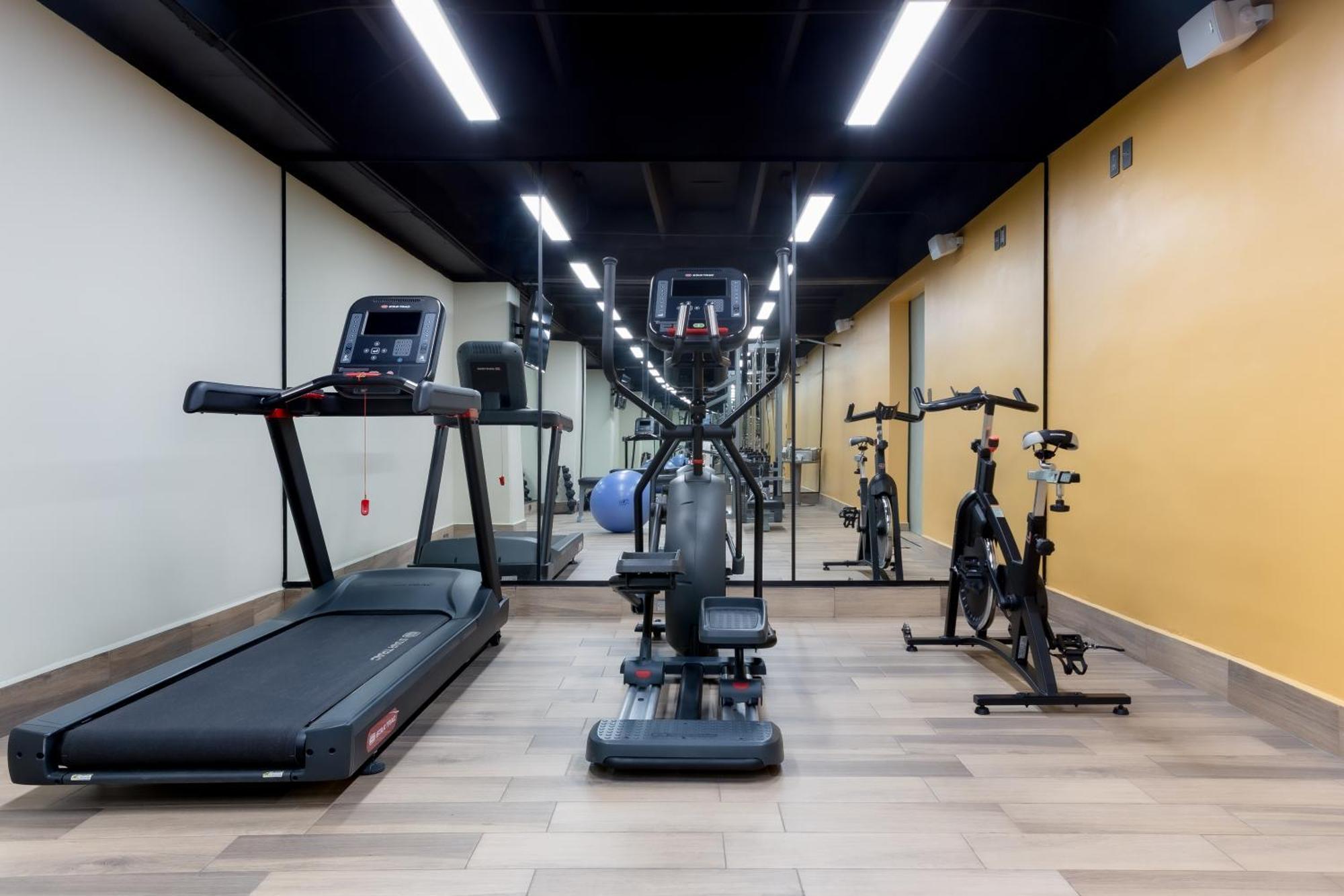 ควอลิตี้ อินน์ ปาชูกา Pachuca ภายนอก รูปภาพ The gym at the hotel