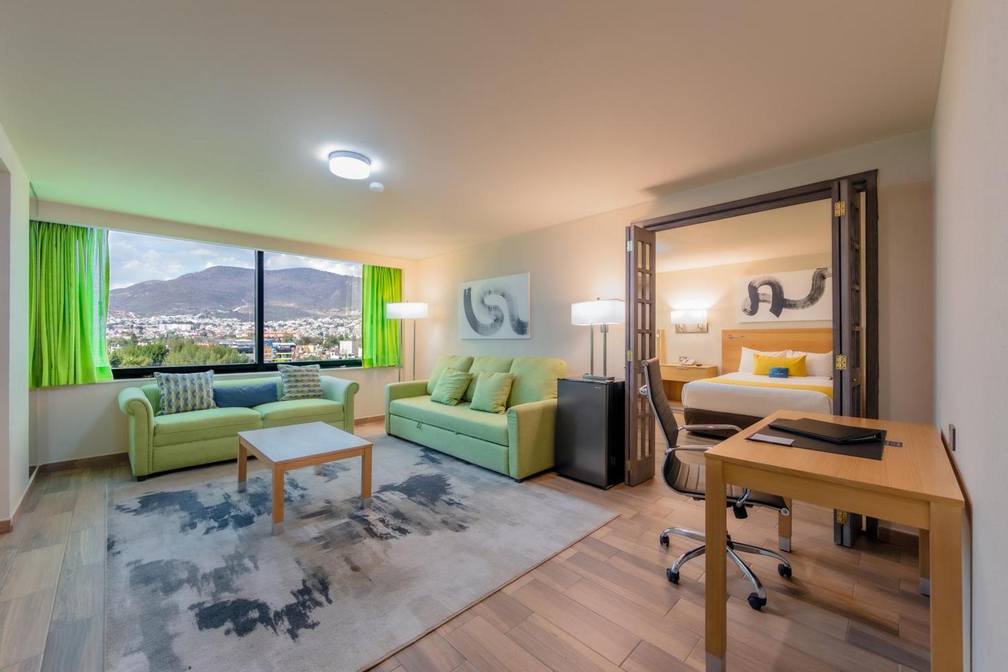 ควอลิตี้ อินน์ ปาชูกา Pachuca ภายนอก รูปภาพ A typical studio apartment