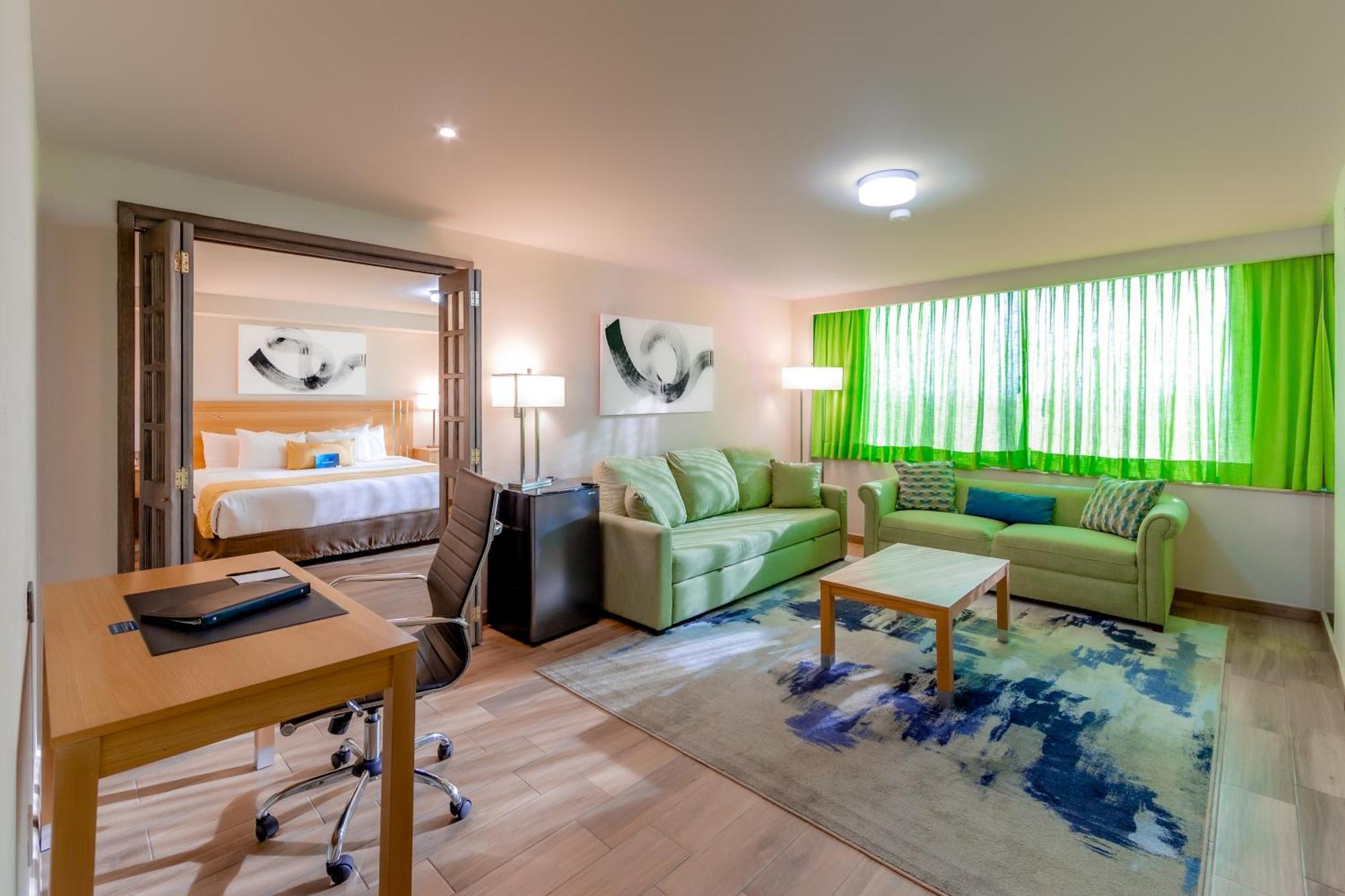 ควอลิตี้ อินน์ ปาชูกา Pachuca ภายนอก รูปภาพ A typical one-bedroom apartment